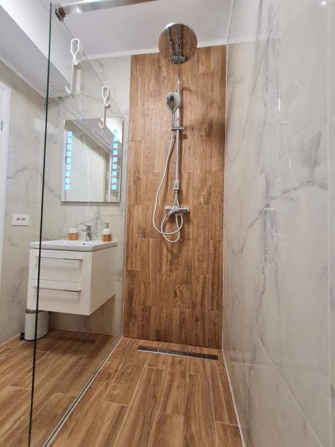 Apartament Luca P4B Oradea Prima Residence Esterno foto