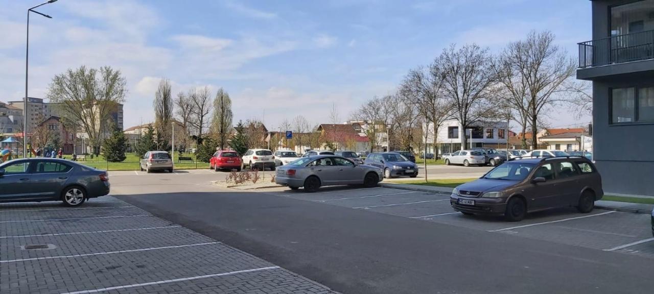 Apartament Luca P4B Oradea Prima Residence Esterno foto
